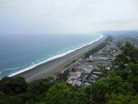 熊野市の灯籠ヶ峰から七里御浜の眺め