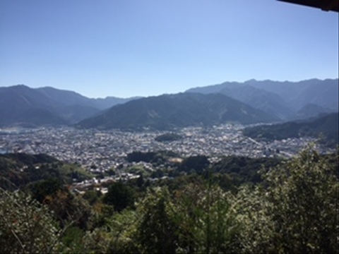 熊野古道伊勢路・馬越公園展望台から眺める尾鷲市